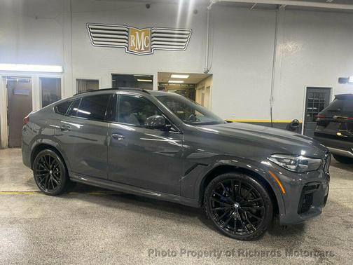 2023 BMW X6 xDrive40i