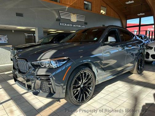 2023 BMW X6 xDrive40i