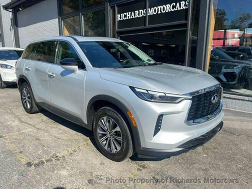 2023 INFINITI QX60 Pure