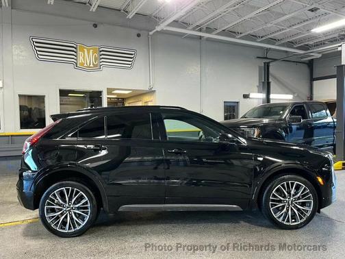 2024 Cadillac XT4 Sport