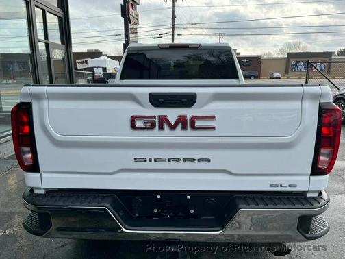 2024 GMC Sierra 2500 SLE