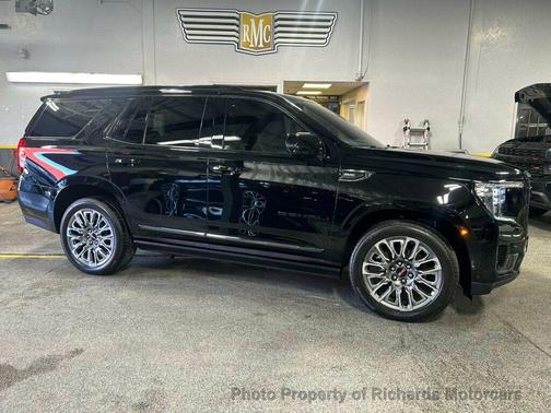 2023 GMC Yukon Denali Ultimate