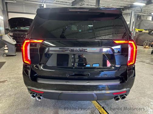 2023 GMC Yukon Denali Ultimate