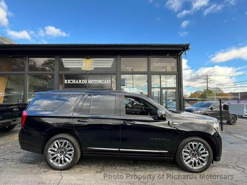 2023 GMC Yukon Denali Ultimate