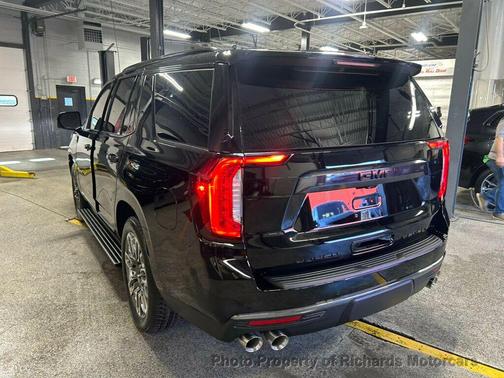 2023 GMC Yukon Denali Ultimate