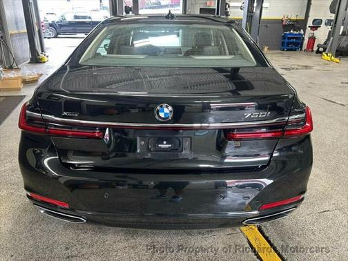 2020 BMW 750 i xDrive