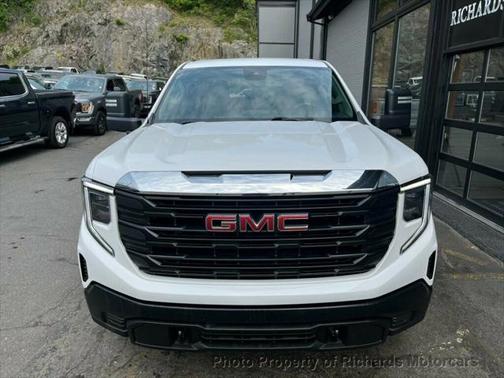 2022 GMC Sierra 1500 Pro