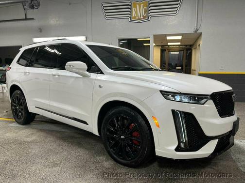 2024 Cadillac XT6 Sport AWD