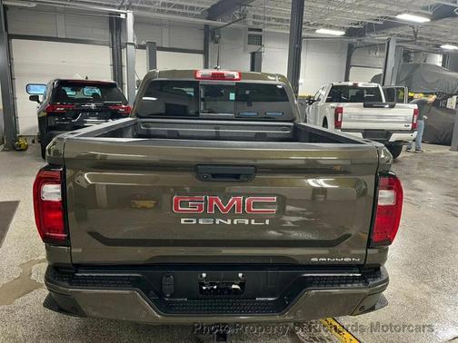 2023 GMC Canyon Denali
