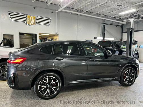 2024 BMW X4 M40i