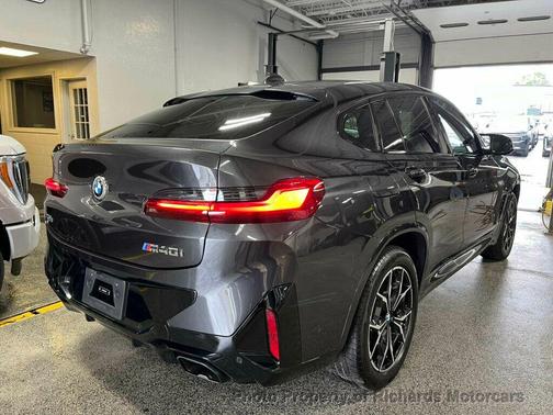 2024 BMW X4 M40i