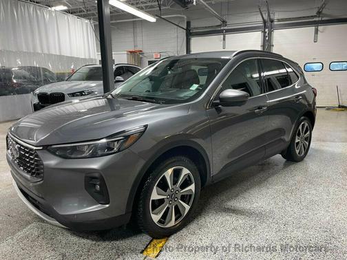 2024 Ford Escape Platinum