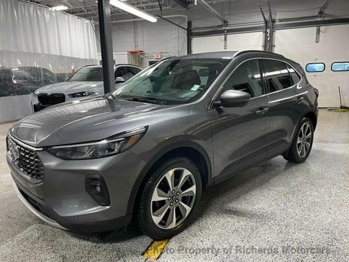 2024 Ford Escape Platinum