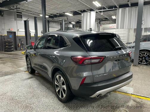 2024 Ford Escape Platinum