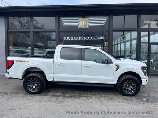 Oxford White 2025 Ford F-150 Tremor