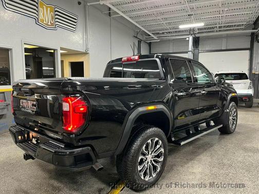 2023 GMC Canyon Denali