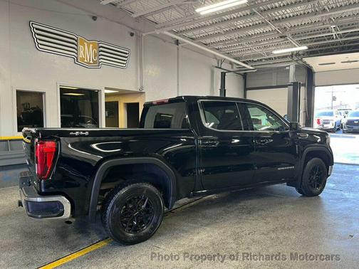 2022 GMC Sierra 1500 Base