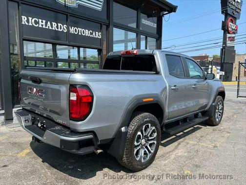 2024 GMC Canyon Base
