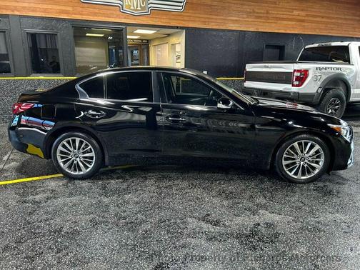 Black Obsidian 2024 INFINITI Q50 3.0t LUXE
