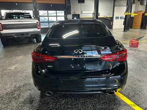 Black Obsidian 2024 INFINITI Q50 3.0t LUXE