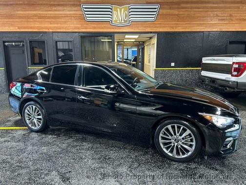 Black Obsidian 2024 INFINITI Q50 3.0t LUXE