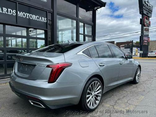 2023 Cadillac CT5 Luxury