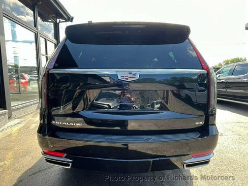 2023 Cadillac Escalade Premium Luxury