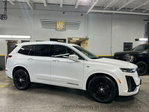 2023 Cadillac XT6 Premium Luxury AWD
