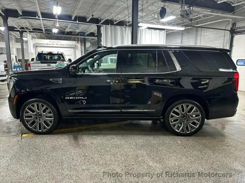 2025 GMC Yukon Denali Ultimate