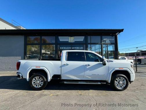 2022 GMC Sierra 2500 Base