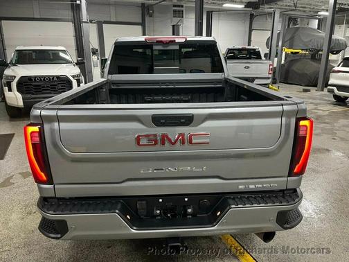 2024 GMC Sierra 2500 Denali