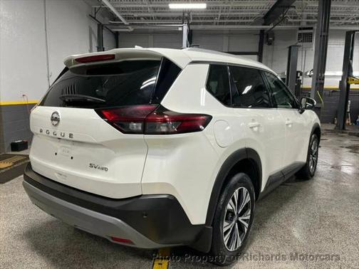 2021 Nissan Rogue SV