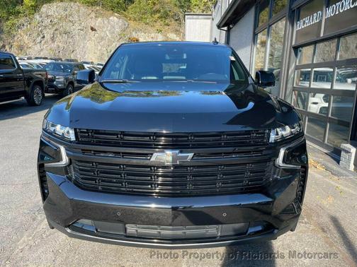 2023 Chevrolet Suburban RST