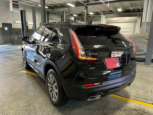 2023 Cadillac XT4 Sport