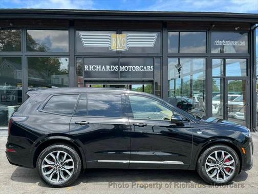 2023 Cadillac XT6 Sport AWD
