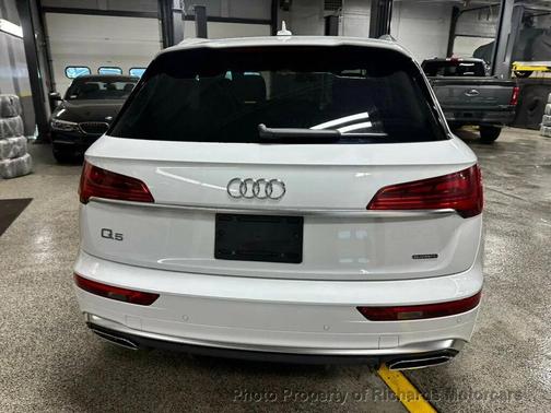 2023 Audi Q5 45 S line Premium Plus