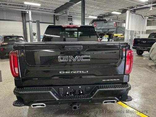 2023 GMC Sierra 1500 Denali Ultimate