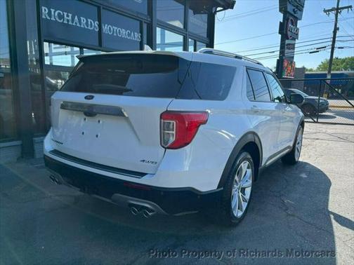 2022 Ford Explorer Platinum