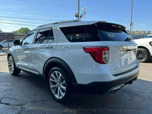 2022 Ford Explorer Platinum