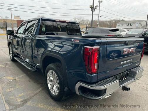 Dark Sky Metallic 2019 GMC Sierra 1500 SLT