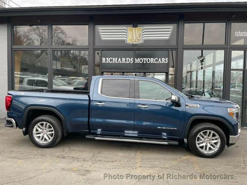 Dark Sky Metallic 2019 GMC Sierra 1500 SLT