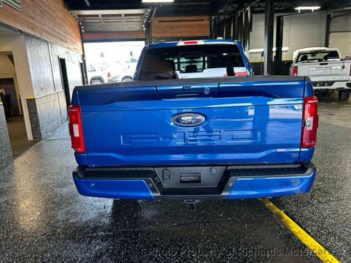 Atlas Blue Metallic 2022 Ford F-150 XLT
