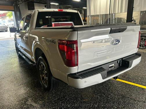 Avalanche 2024 Ford F-150 STX