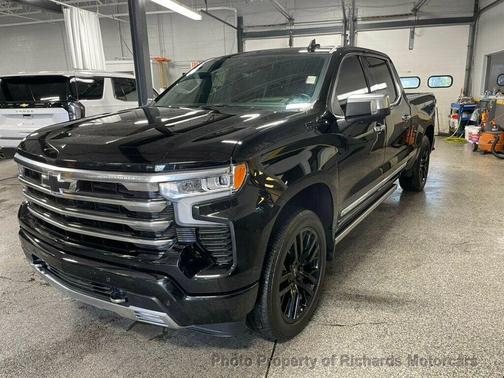 2023 Chevrolet Silverado 1500 High Country
