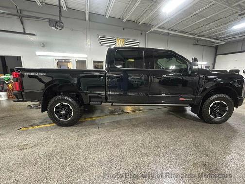 2025 Ford F-250 Lariat