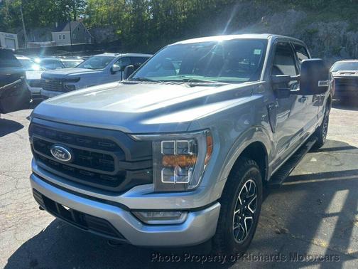 Iconic Silver Metallic 2023 Ford F-150 XLT