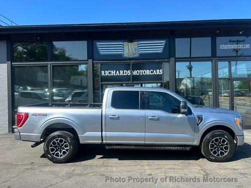 Iconic Silver Metallic 2023 Ford F-150 XLT
