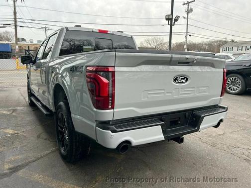 Avalanche 2026 Ford F-150 Lariat