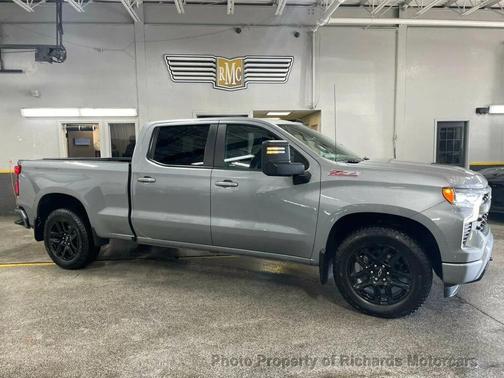 Sterling Gray Metallic 2023 Chevrolet Silverado 1500 RST
