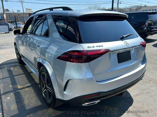 Cirrus Silver Metallic 2024 Mercedes-Benz GLE 450 4MATIC